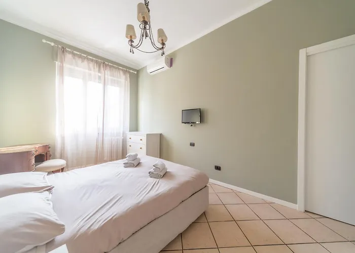 Pretty Flat In Apartment